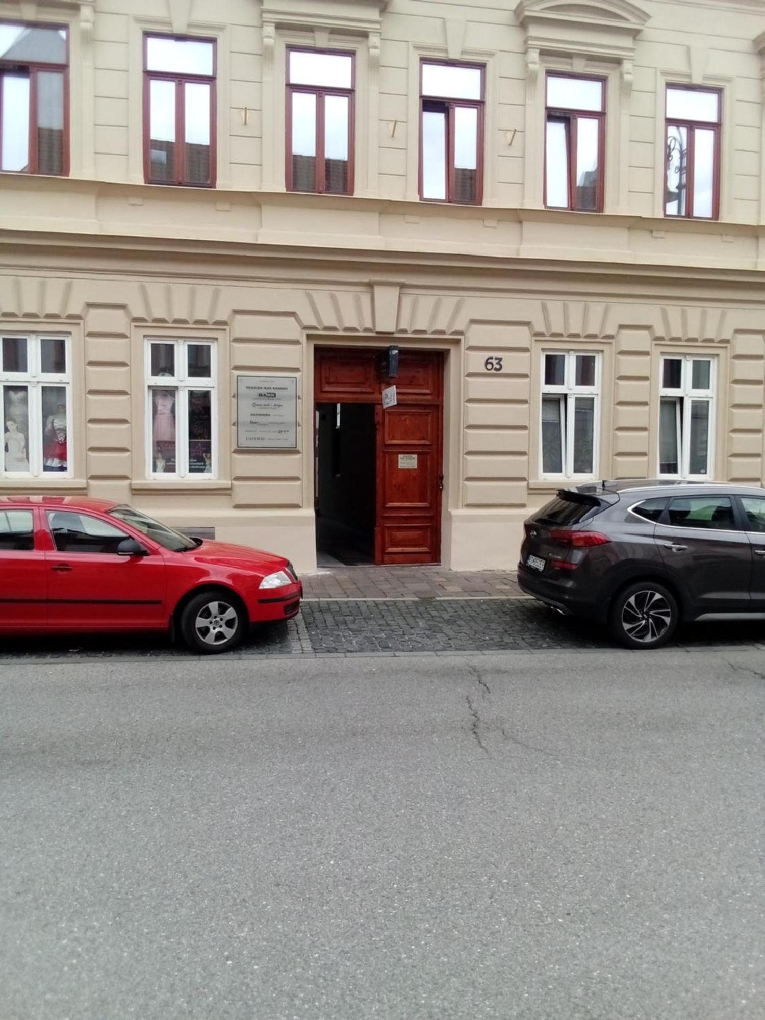 Penzion Nad Bankou Kosice Luaran gambar
